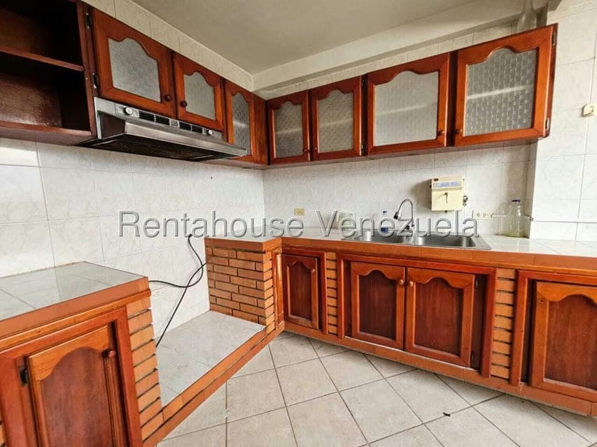 Apartamento (1 Nivel) en Venta en Avenida Bolivar, Aragua - 15