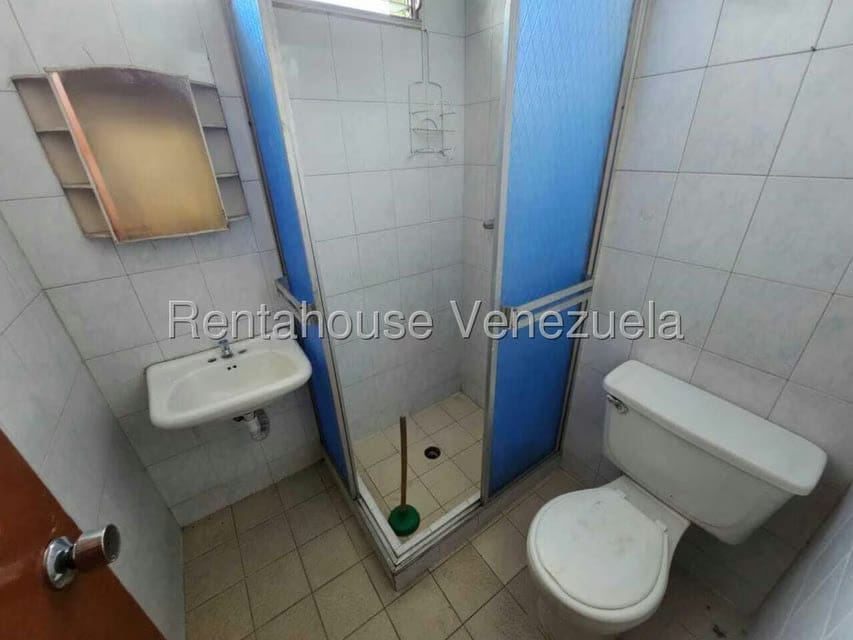 Apartamento (1 Nivel) en Venta en Avenida Bolivar, Aragua - 21
