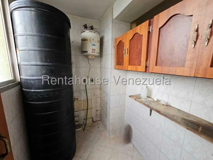 Apartamento (1 Nivel) en Venta en Avenida Bolivar, Aragua - 30