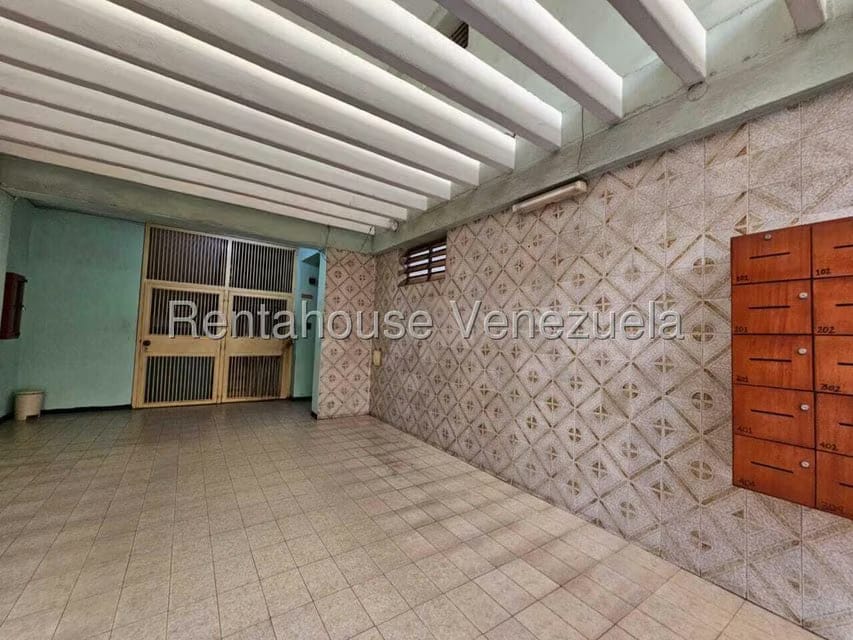 Apartamento (1 Nivel) en Venta en Avenida Bolivar, Aragua - 38