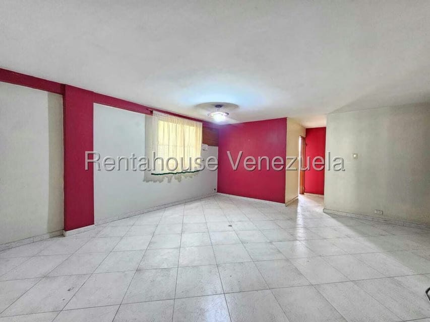 Apartamento (1 Nivel) en Venta en Avenida Bolivar, Aragua - 8
