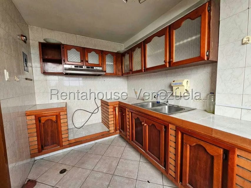 Apartamento (1 Nivel) en Venta en Avenida Bolivar, Aragua - 9