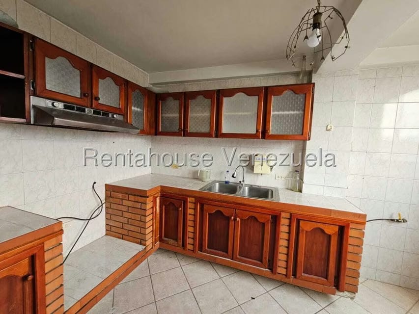 Apartamento (1 Nivel) en Venta en Avenida Bolivar, Aragua - 10