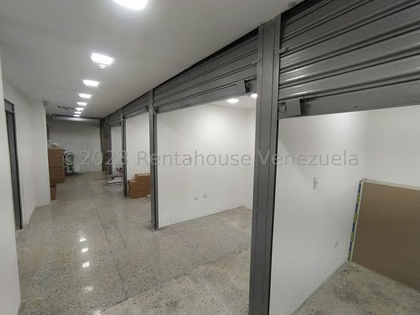 Comercial (Local Comercial) en Alquiler en Centro, Distrito Metropolitano - 4
