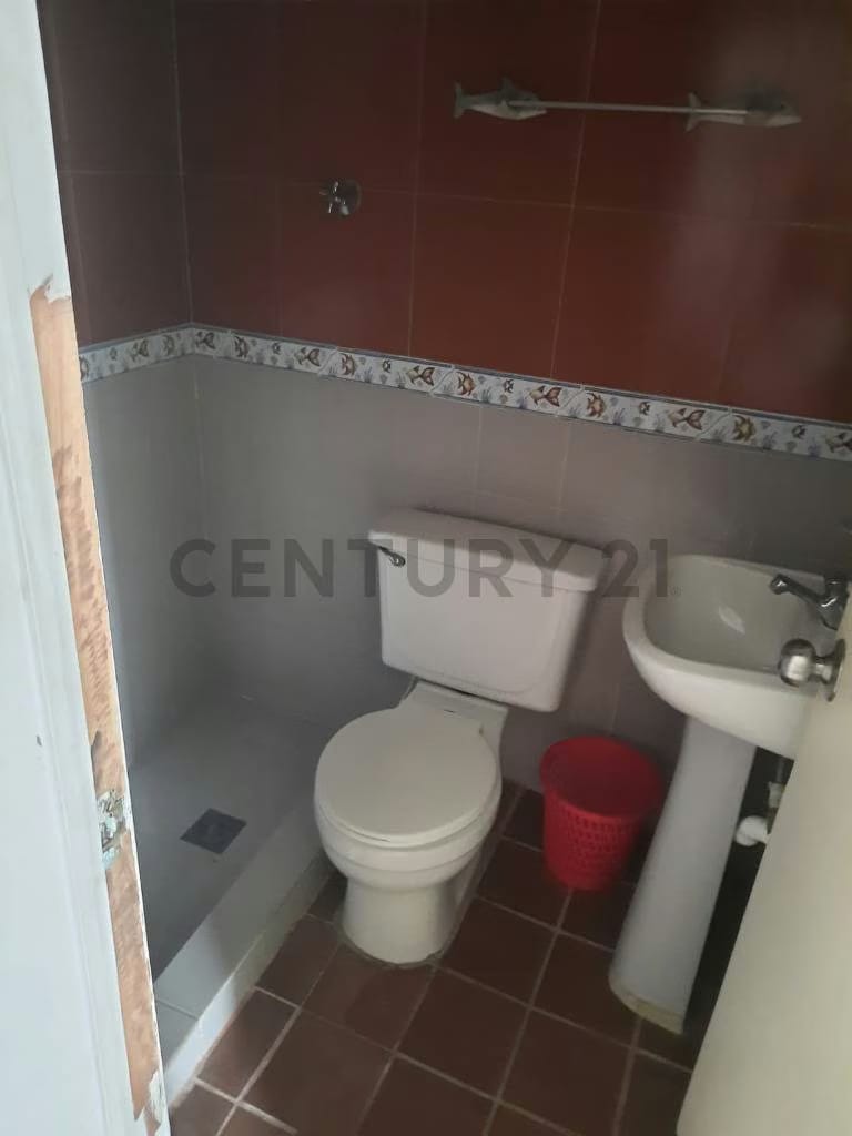 Venta de casa estilo Posada en Chichiriviche - 11