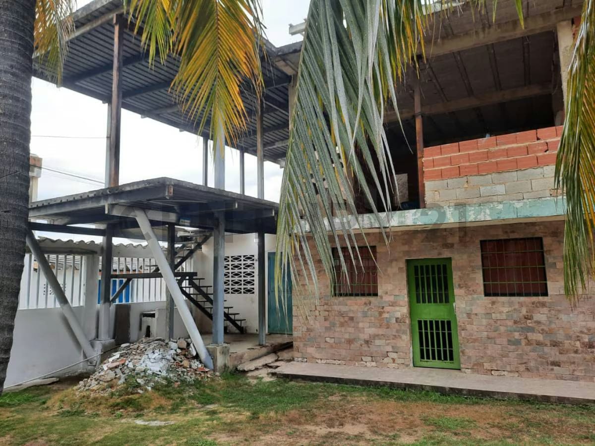 Venta de casa estilo Posada en Chichiriviche - 5