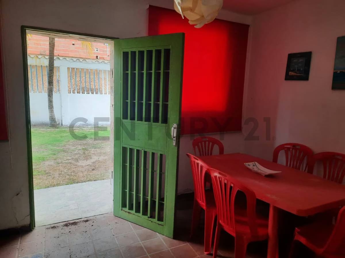 Venta de casa estilo Posada en Chichiriviche - 8