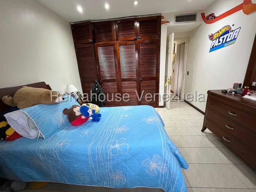 Apartamento (Duplex) en Venta en Campo Alegre, Distrito Metropolitano - 20