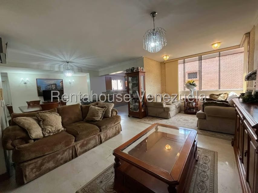 Apartamento (Duplex) en Venta en Campo Alegre, Distrito Metropolitano - 3