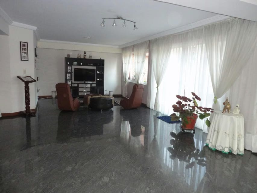 Apartamento (Multiples Niveles) en Venta en Miranda, Distrito Metropolitano - 11