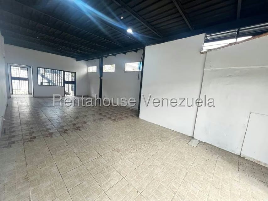 Comercial (Local Comercial) en Alquiler en Chucho Briceno, Lara - 8
