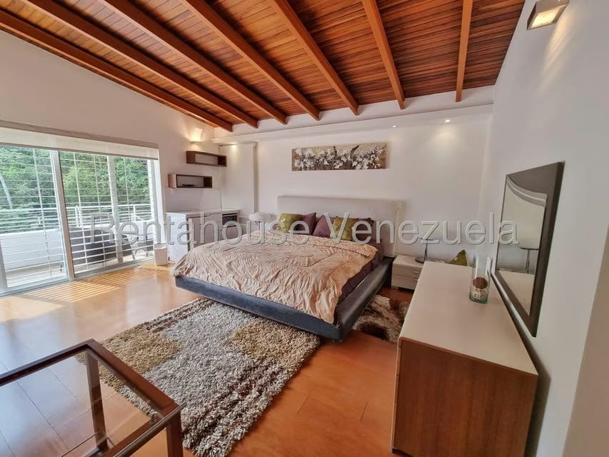 Casa (Duplex) en Venta en Sorocaima, Distrito Metropolitano - 16