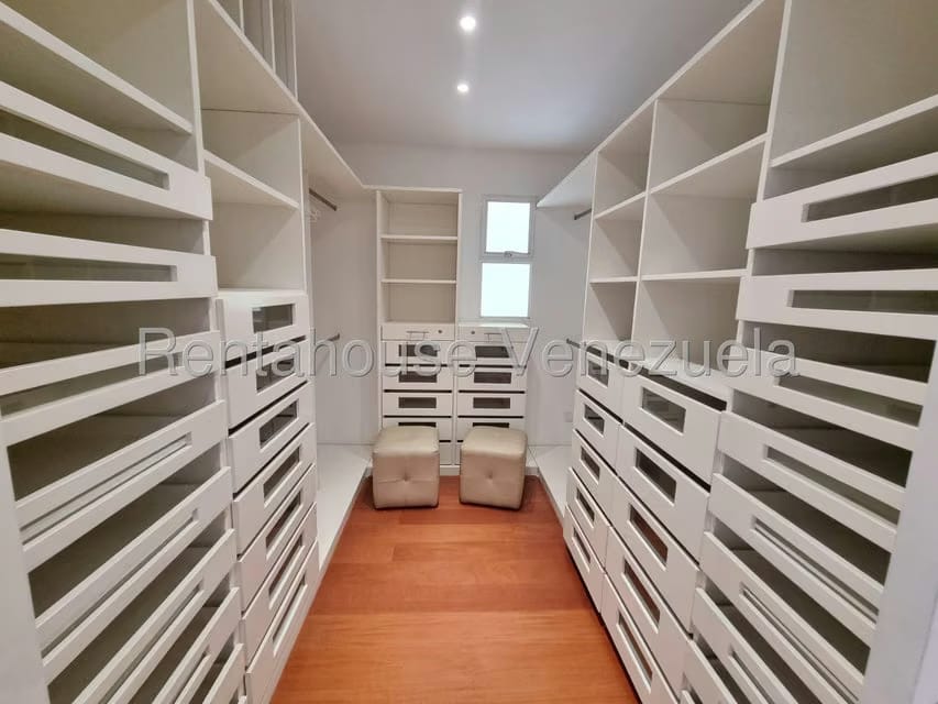 Casa (Duplex) en Venta en Sorocaima, Distrito Metropolitano - 20