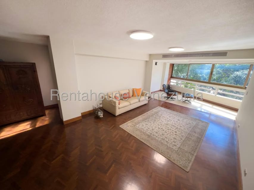 Apartamento (1 Nivel) en Alquiler en La Castellana, Distrito Metropolitano - 14