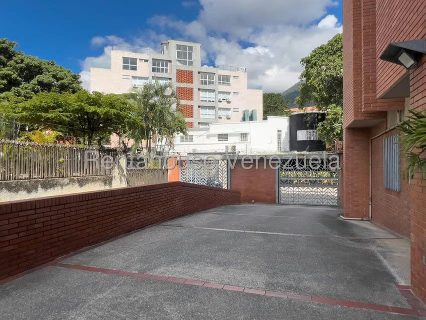 Apartamento (1 Nivel) en Alquiler en La Castellana, Distrito Metropolitano - 3