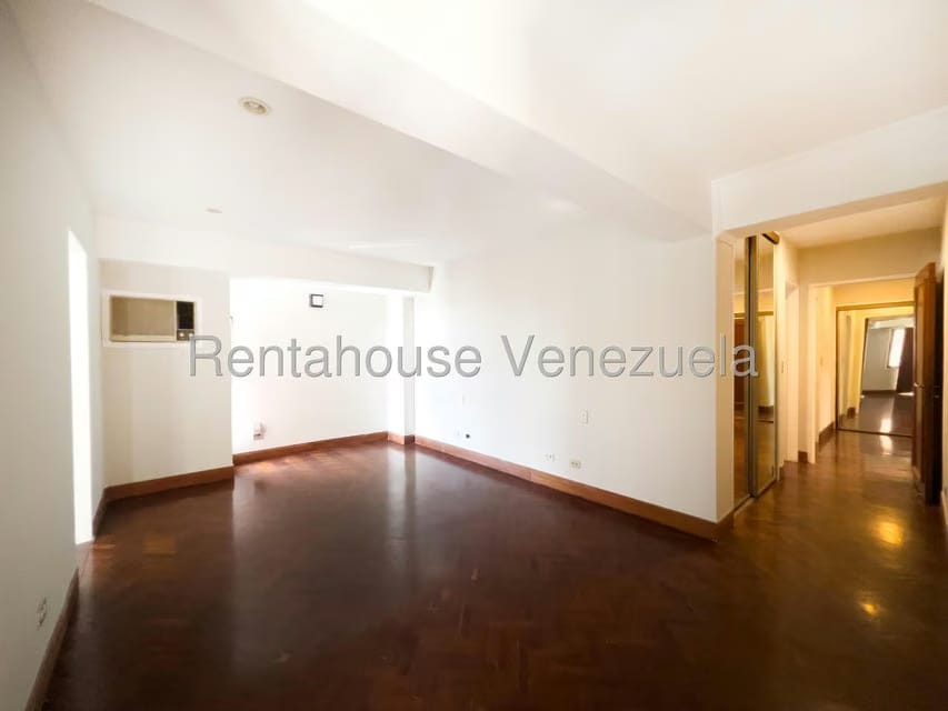 Apartamento (1 Nivel) en Alquiler en La Castellana, Distrito Metropolitano - 22