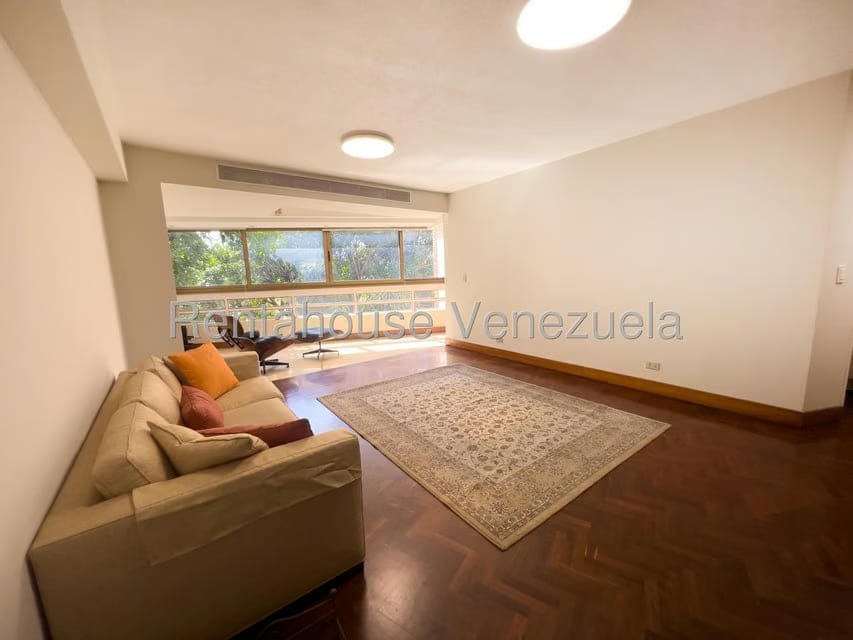 Apartamento (1 Nivel) en Alquiler en La Castellana, Distrito Metropolitano - 8