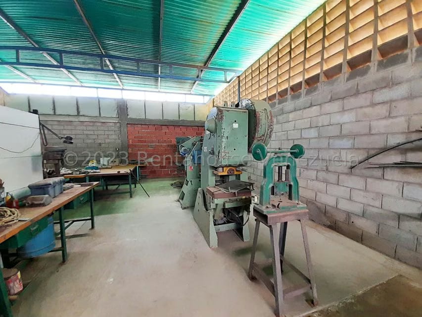 Comercial (Galpon - Deposito) en Venta en Intercomunal Coro La Vela, Falcon - 2