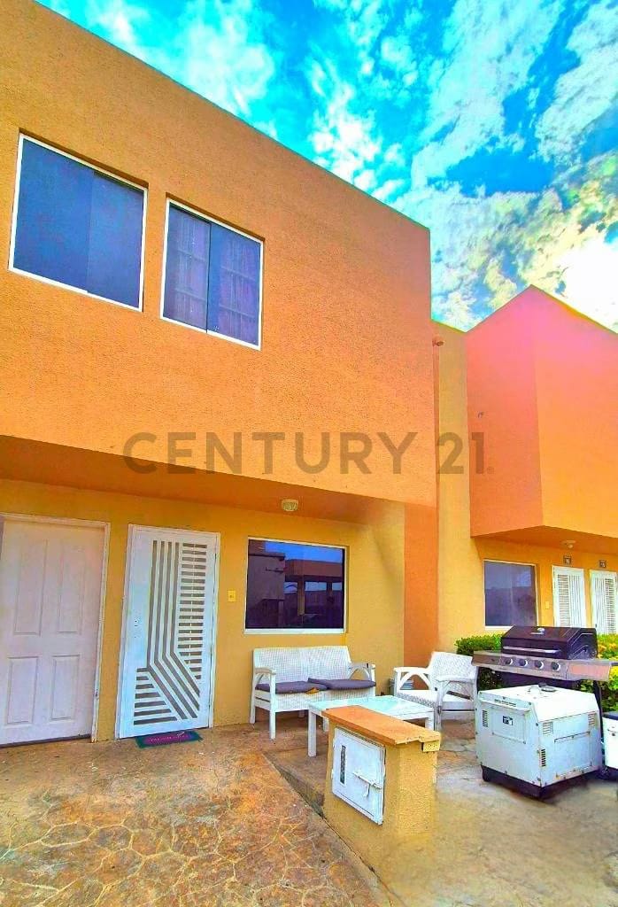 Ofrece en Venta Tonw House en el C.R. Mar de Oriente Nueva Barcelona - 7
