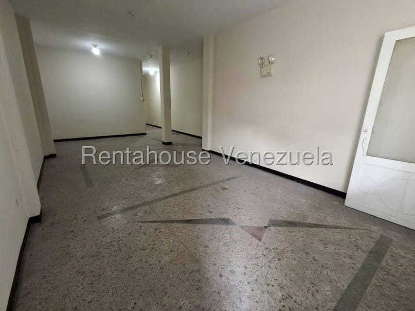Comercial (Local Comercial) en Alquiler en Parroquia Catedral, Lara - 4