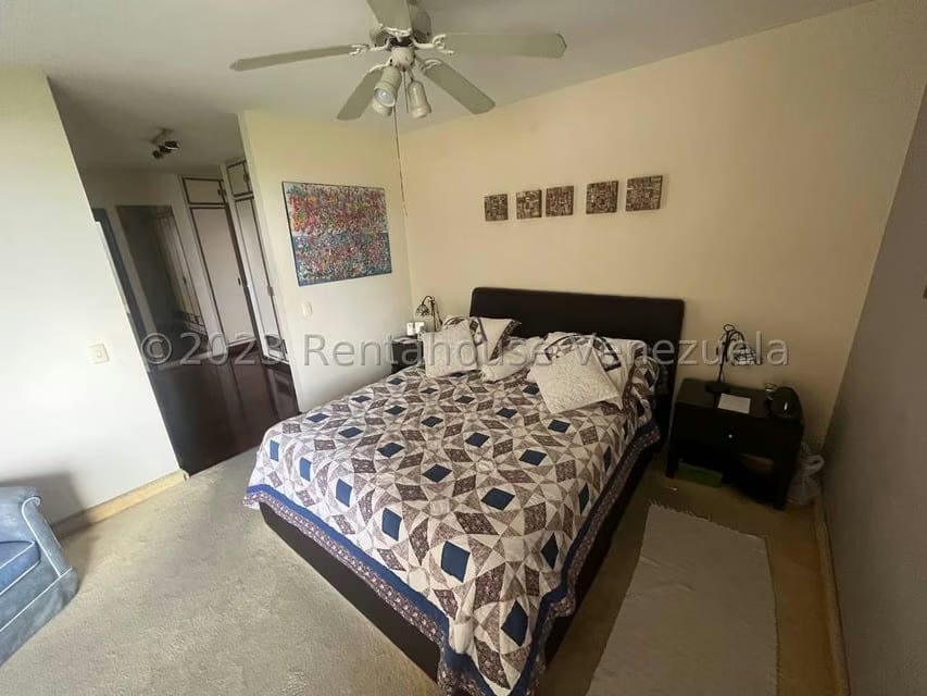 Apartamento (1 Nivel) en Venta en Lomas de Prados del Este, Distrito Metropolitano - 15