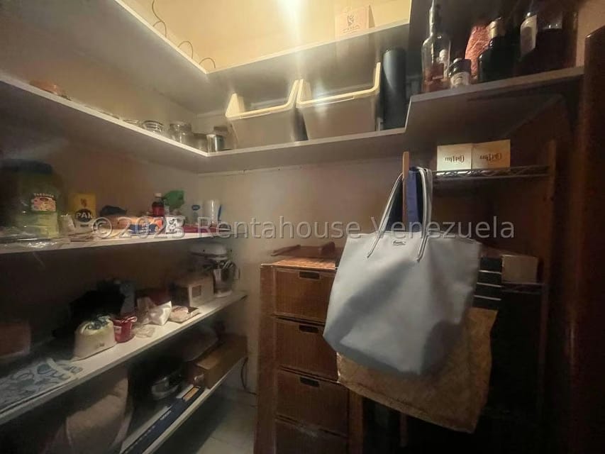 Apartamento (1 Nivel) en Venta en Lomas de Prados del Este, Distrito Metropolitano - 16