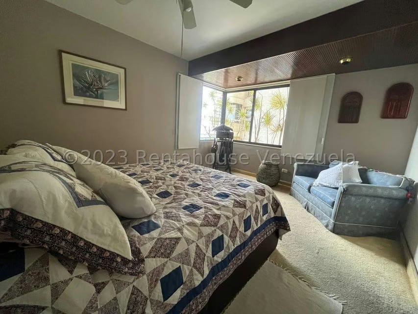 Apartamento (1 Nivel) en Venta en Lomas de Prados del Este, Distrito Metropolitano - 23
