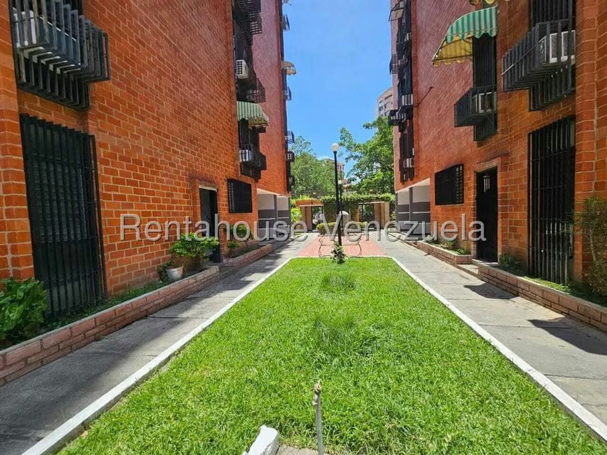 Apartamento (1 Nivel) en Venta en San Jacinto, Aragua - 3