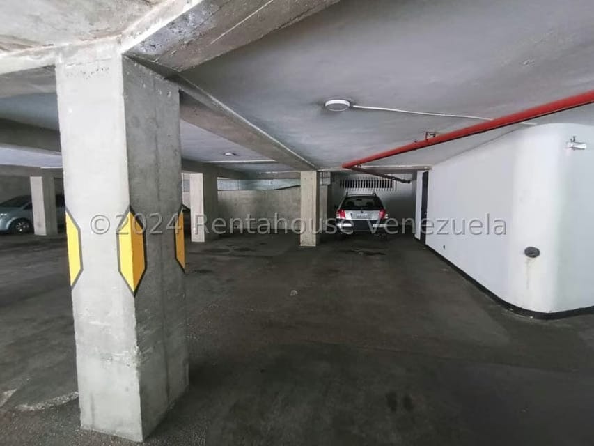 Apartamento (1 Nivel) en Venta en Cumbres de Curumo, Distrito Metropolitano - 30
