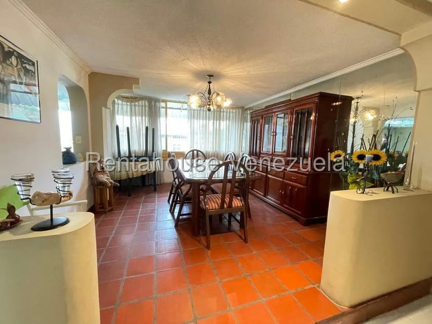Apartamento (Duplex) en Venta en La Urbina, Distrito Metropolitano - 11
