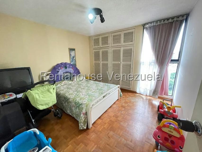 Apartamento (Duplex) en Venta en La Urbina, Distrito Metropolitano - 25