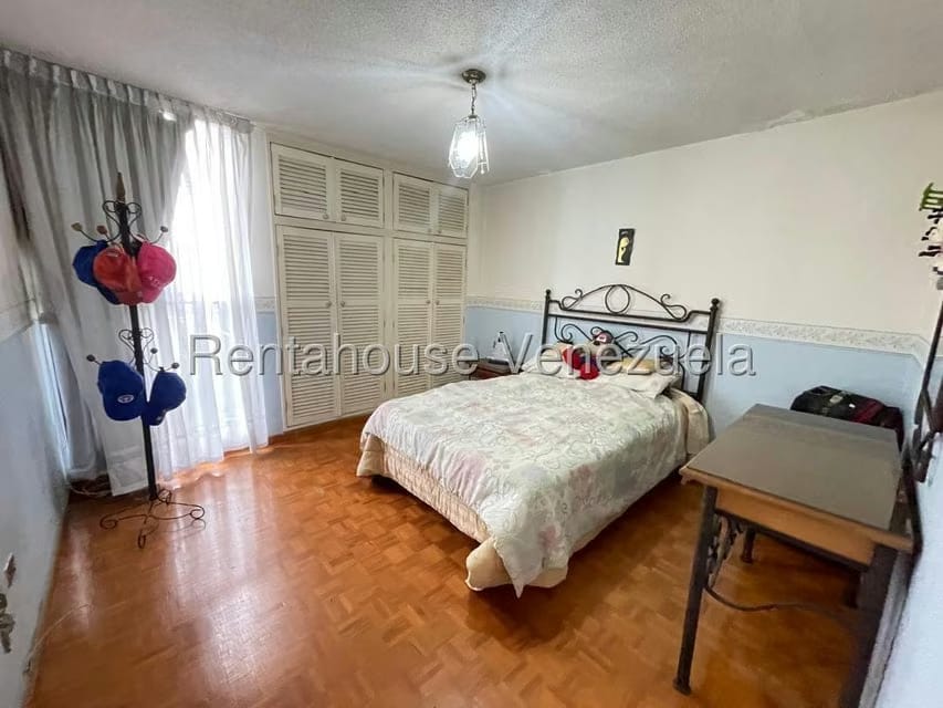 Apartamento (Duplex) en Venta en La Urbina, Distrito Metropolitano - 27