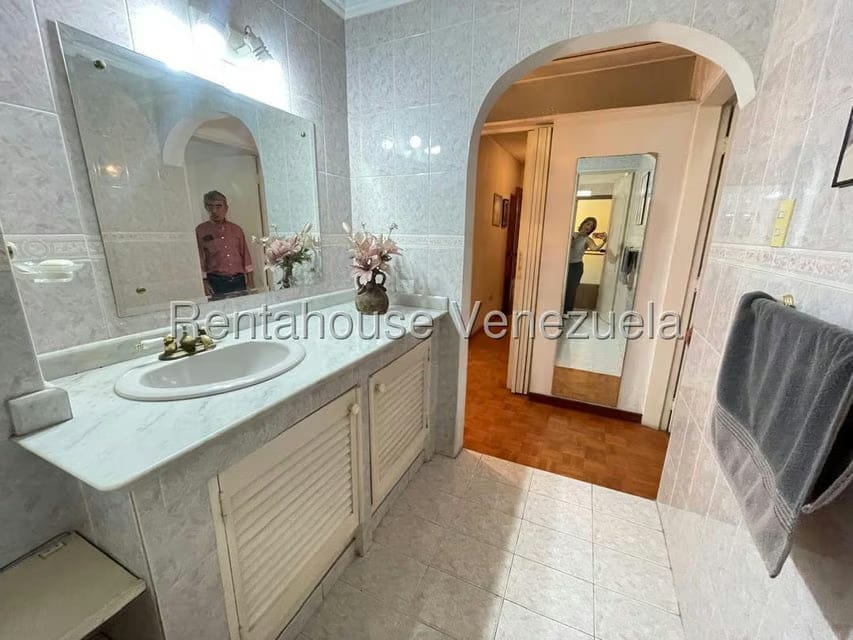 Apartamento (Duplex) en Venta en La Urbina, Distrito Metropolitano - 30