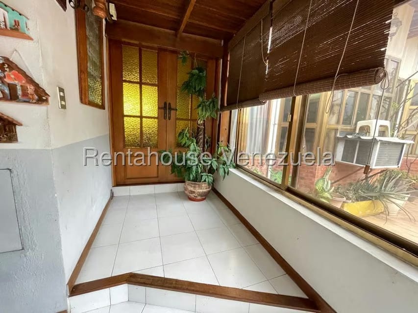 Apartamento (Duplex) en Venta en La Urbina, Distrito Metropolitano - 45