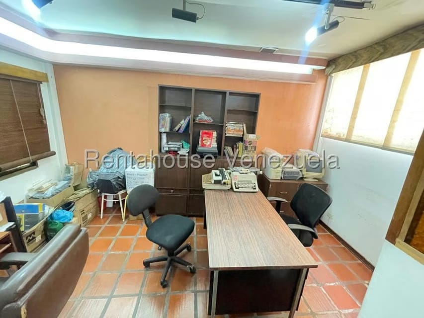 Apartamento (Duplex) en Venta en La Urbina, Distrito Metropolitano - 48