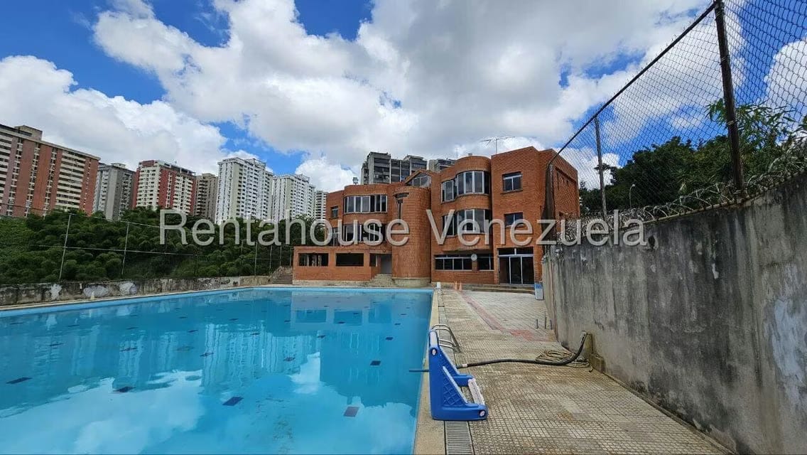 Casa (Multipes Niveles) en Venta en Los Samanes, Distrito Metropolitano - 19