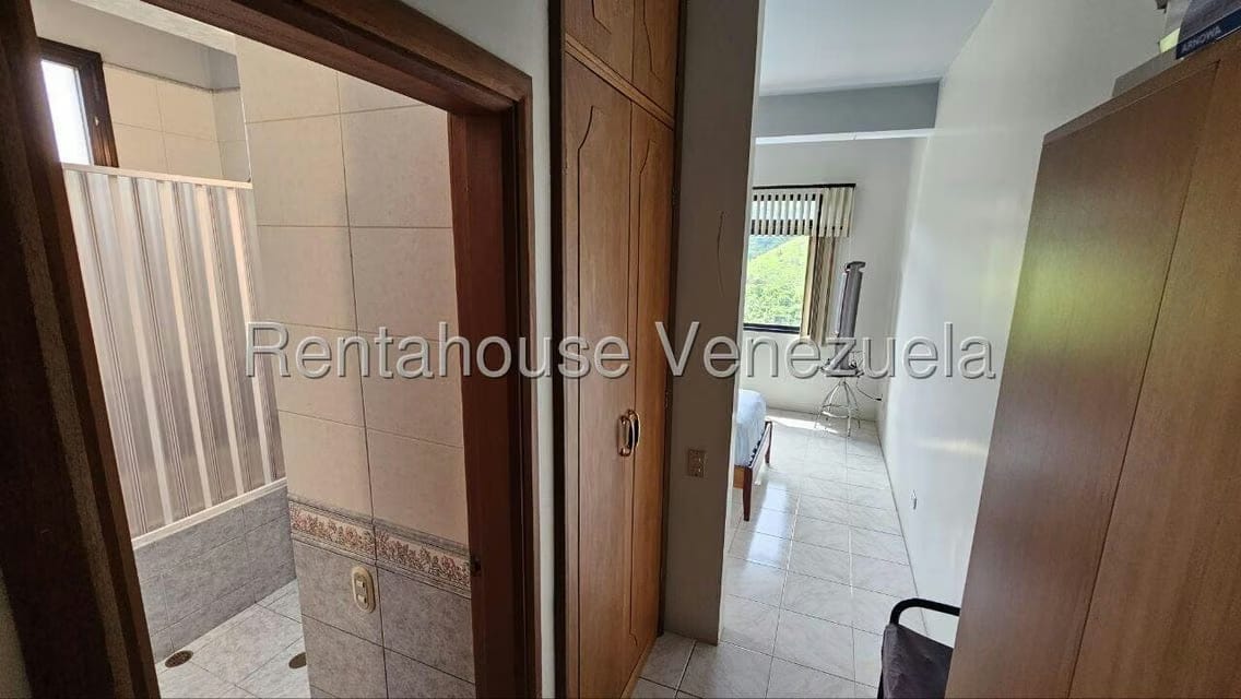 Casa (Multipes Niveles) en Venta en Los Samanes, Distrito Metropolitano - 45
