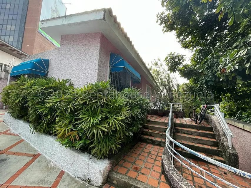 Casa (Multipes Niveles) en Venta en San Roman, Distrito Metropolitano