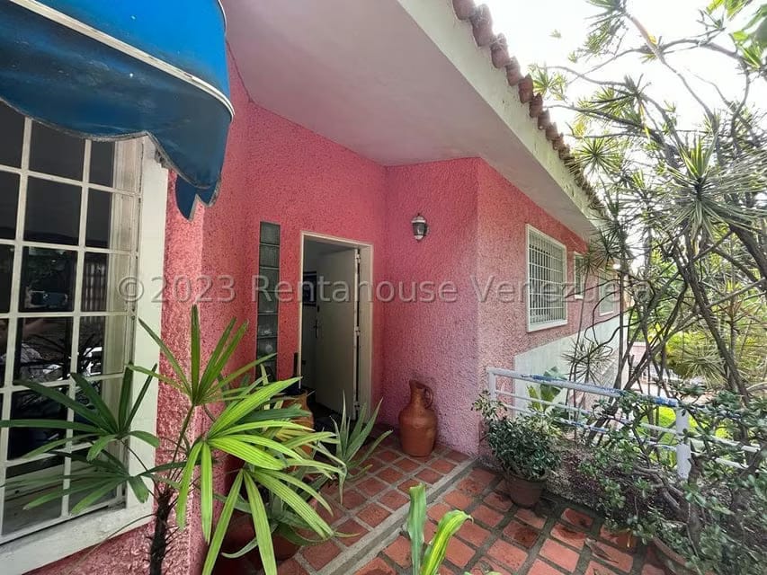 Casa (Multipes Niveles) en Venta en San Roman, Distrito Metropolitano - 2