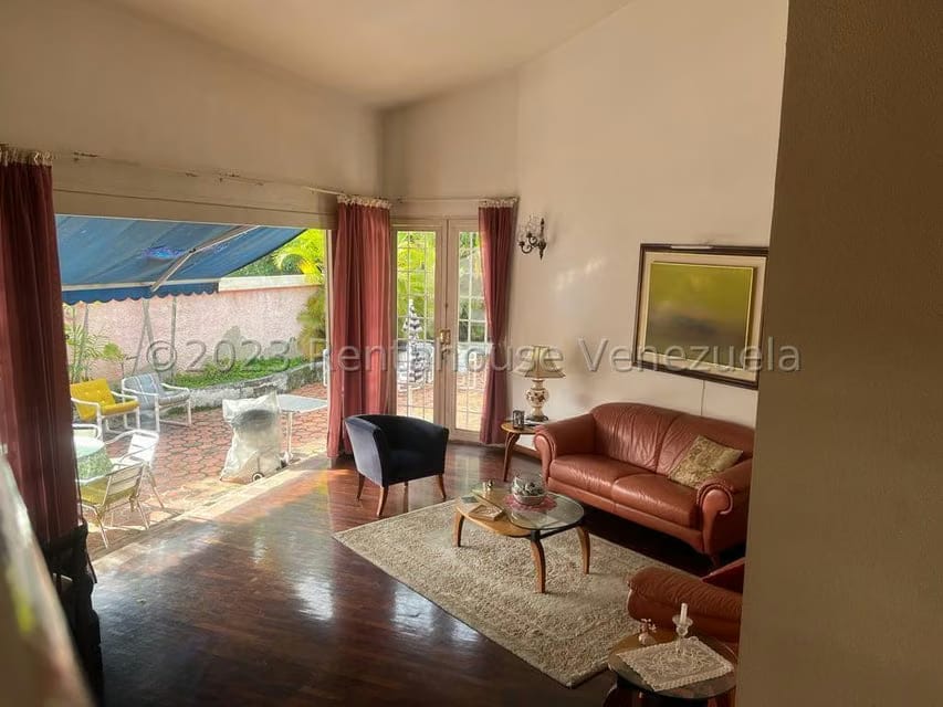 Casa (Multipes Niveles) en Venta en San Roman, Distrito Metropolitano - 25