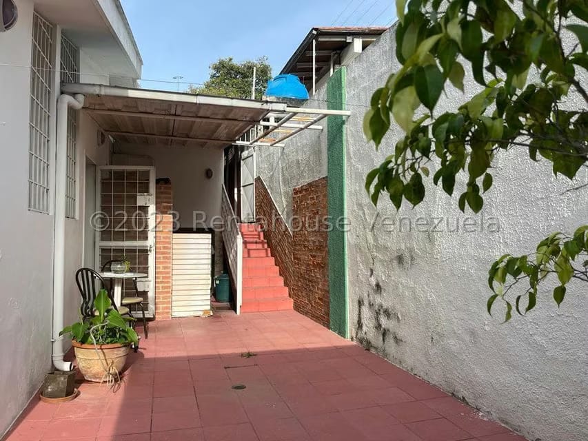 Casa (Multipes Niveles) en Venta en San Roman, Distrito Metropolitano - 34