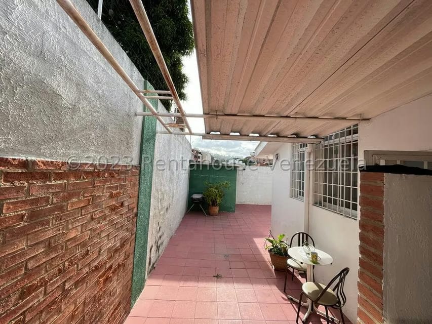 Casa (Multipes Niveles) en Venta en San Roman, Distrito Metropolitano - 35