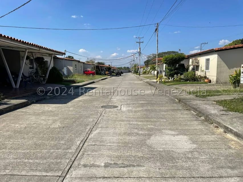 Casa (1 Nivel) en Venta en Simon Planas, Lara - 27