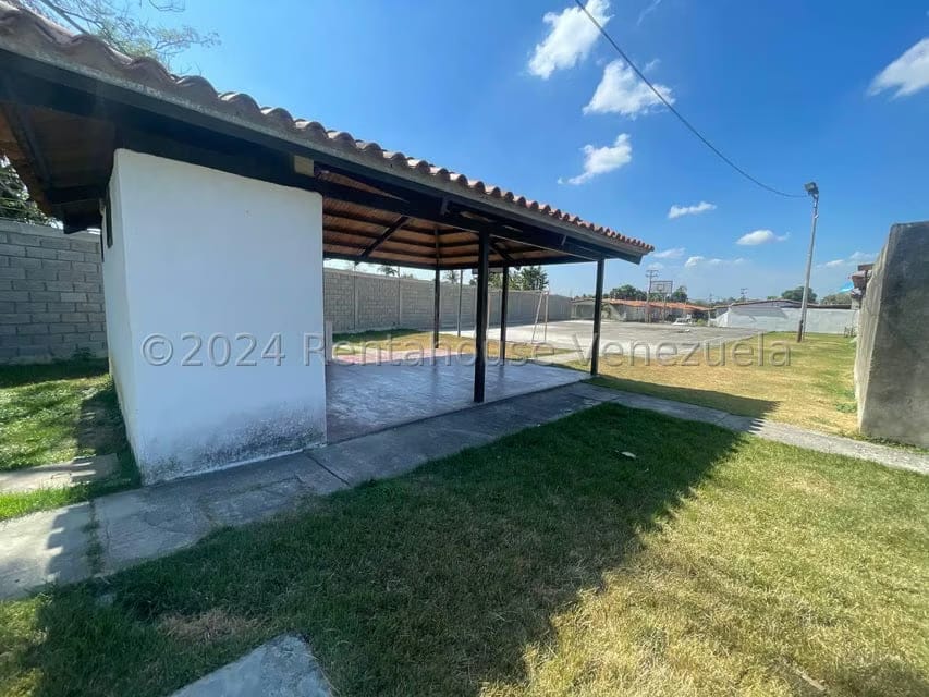 Casa (1 Nivel) en Venta en Simon Planas, Lara - 29