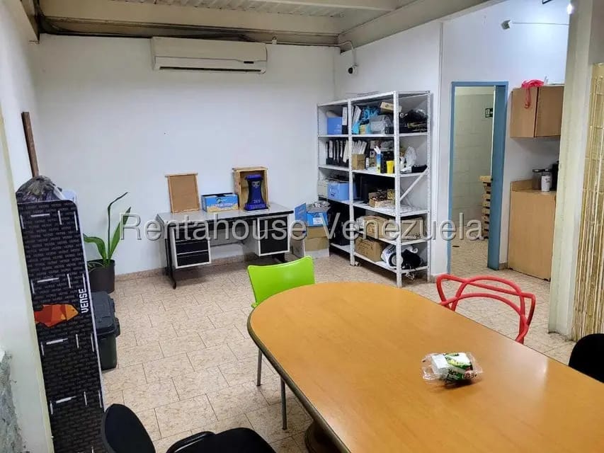 Comercial (Edificio) en Venta en Centro de Charallave, Miranda - 12