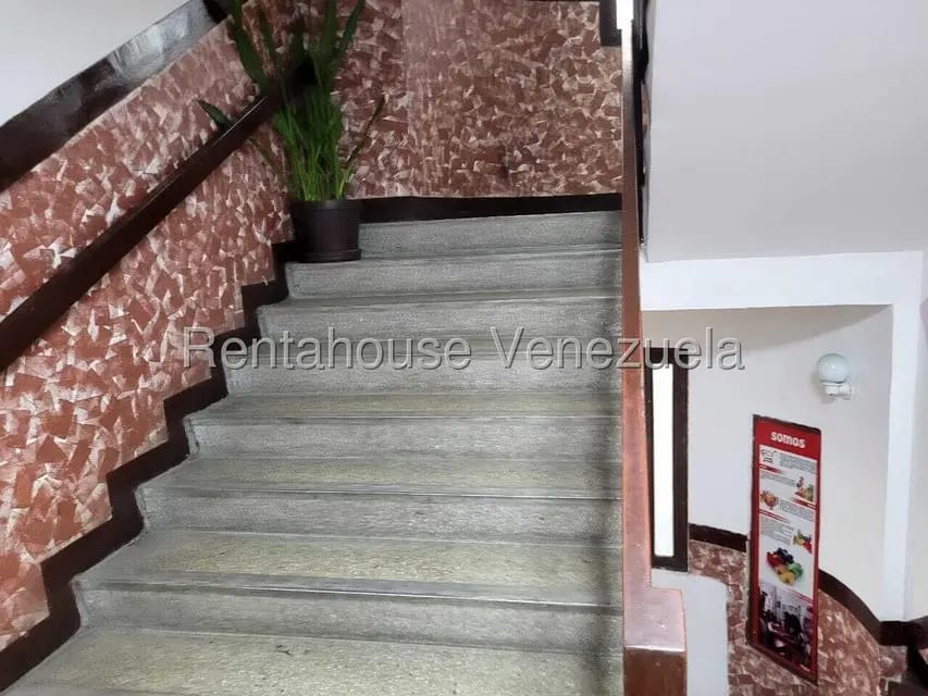 Comercial (Edificio) en Venta en Centro de Charallave, Miranda - 15