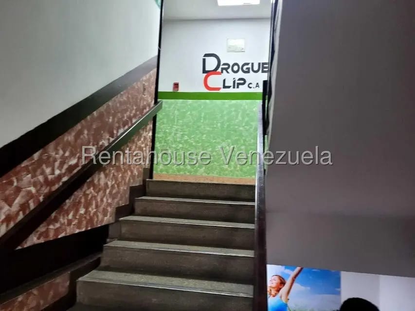 Comercial (Edificio) en Venta en Centro de Charallave, Miranda - 17
