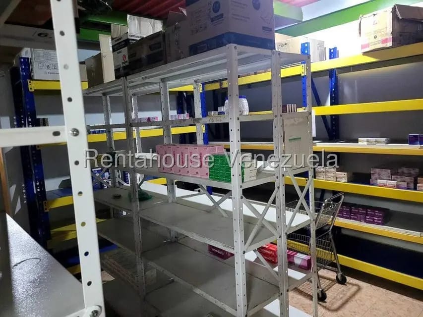 Comercial (Edificio) en Venta en Centro de Charallave, Miranda - 19
