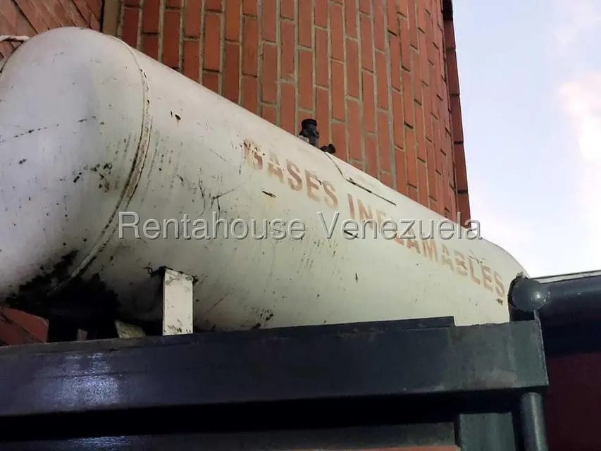 Comercial (Edificio) en Venta en Centro de Charallave, Miranda - 24