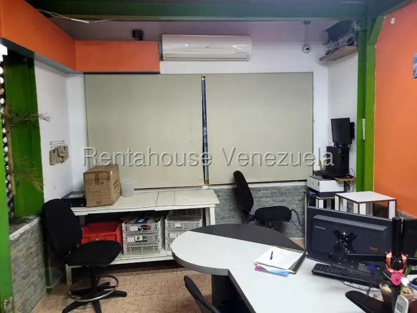 Comercial (Edificio) en Venta en Centro de Charallave, Miranda - 5